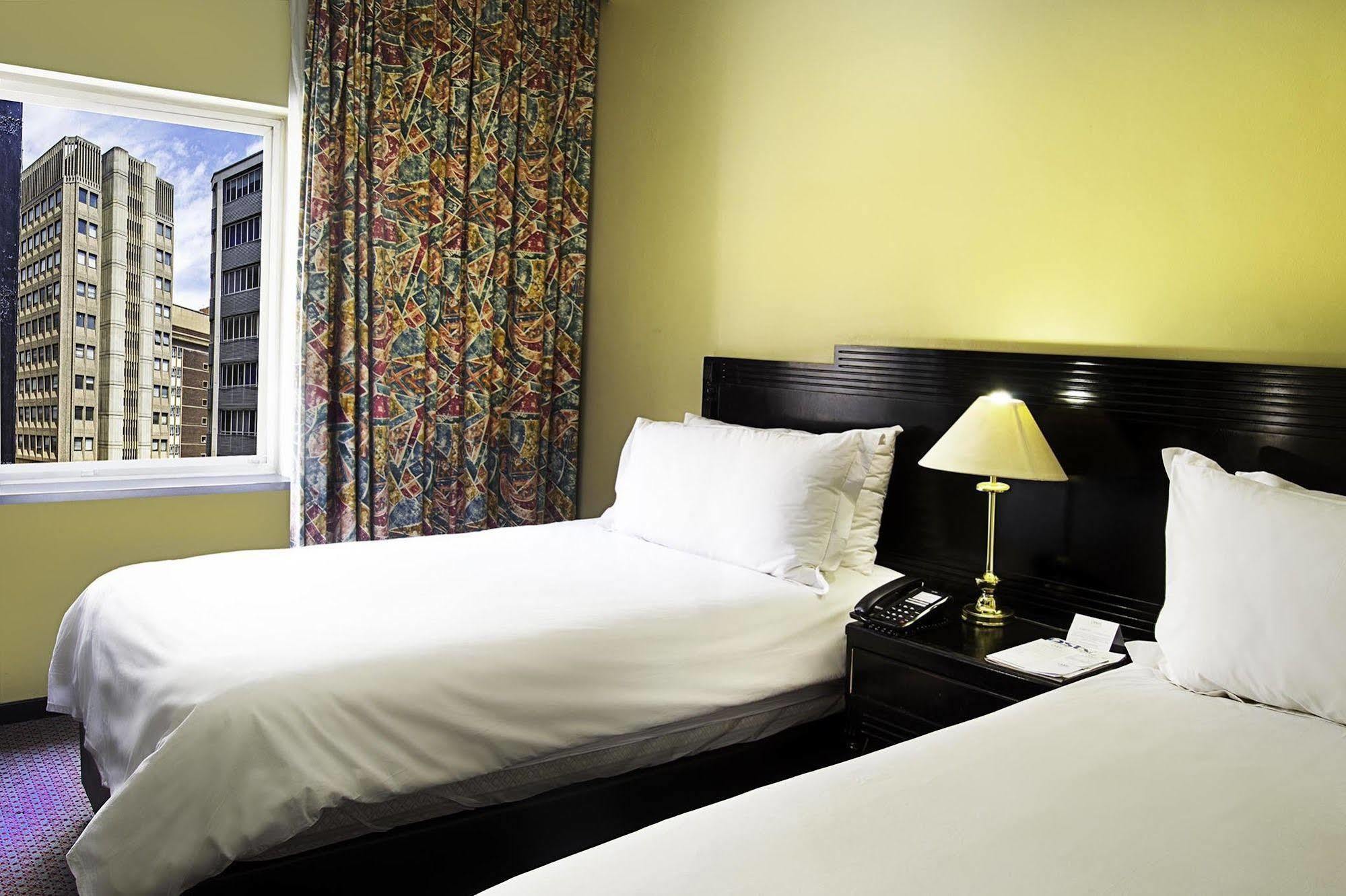 The Devonshire Hotel Johannesburg Ngoại thất bức ảnh