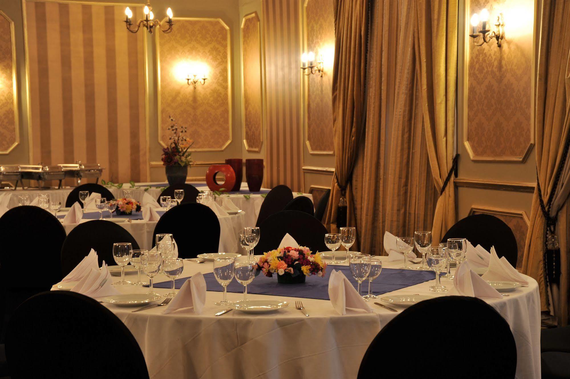 The Devonshire Hotel Johannesburg Ngoại thất bức ảnh