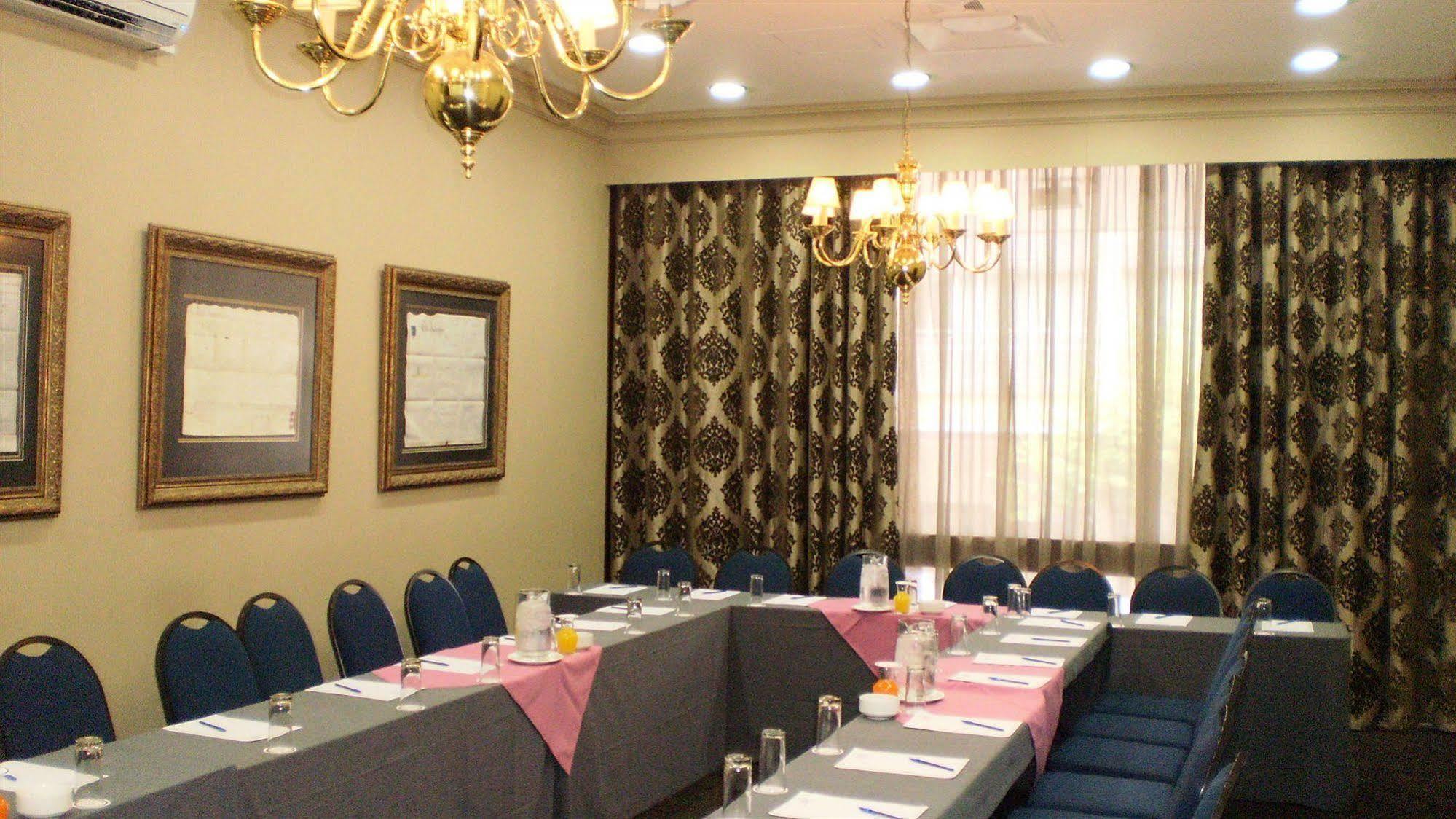 The Devonshire Hotel Johannesburg Ngoại thất bức ảnh